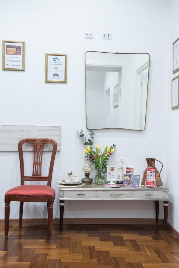 Domus Giulia Bed & Breakfast Rome Exterior photo