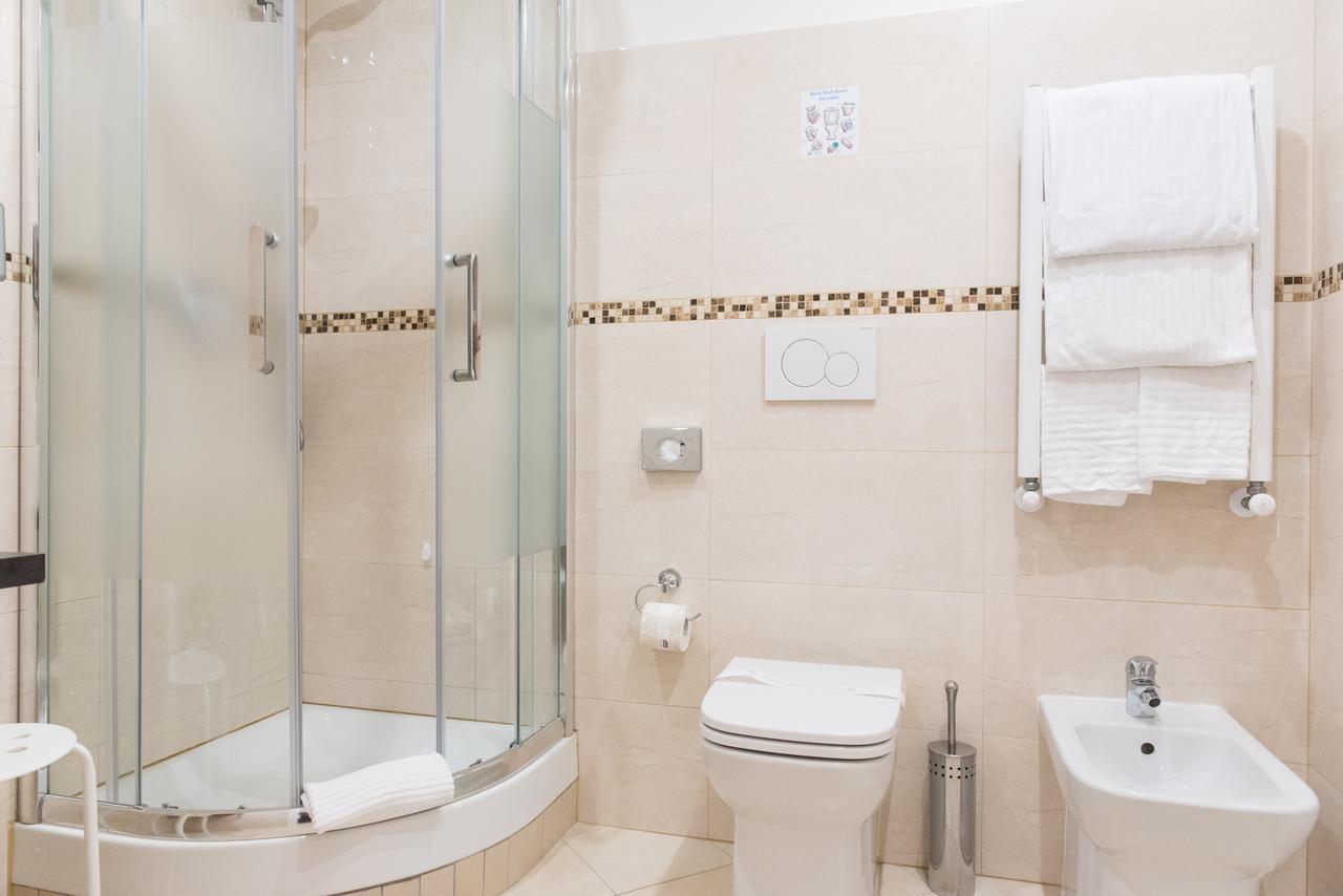 Domus Giulia Bed & Breakfast Rome Exterior photo
