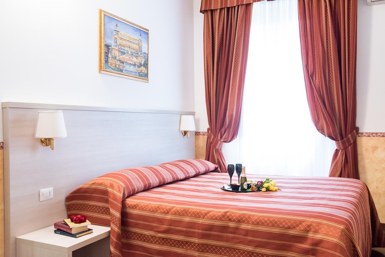 Domus Giulia Bed & Breakfast Rome Exterior photo